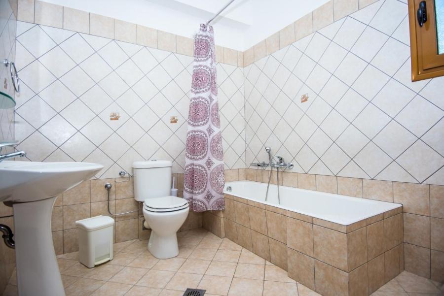 Villa Irida Afrato Екстер'єр фото