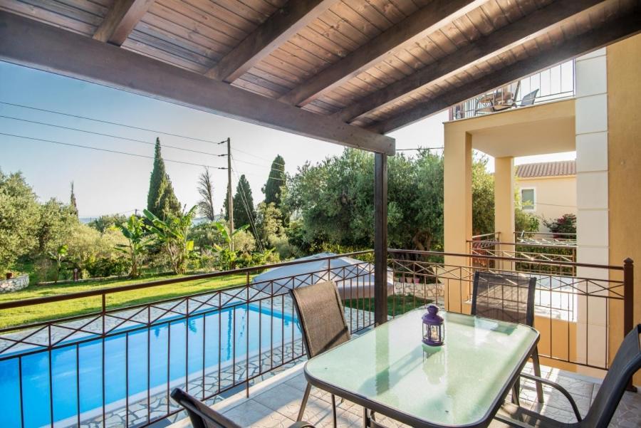 Villa Irida Afrato Екстер'єр фото
