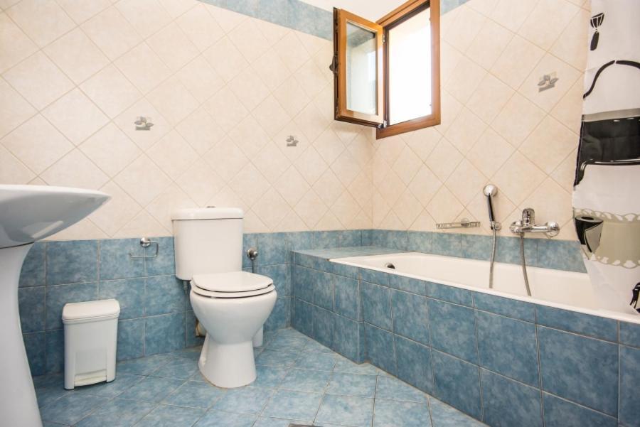 Villa Irida Afrato Екстер'єр фото